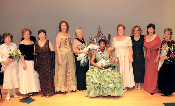 Ms. Senior MA 2010 and Her Court