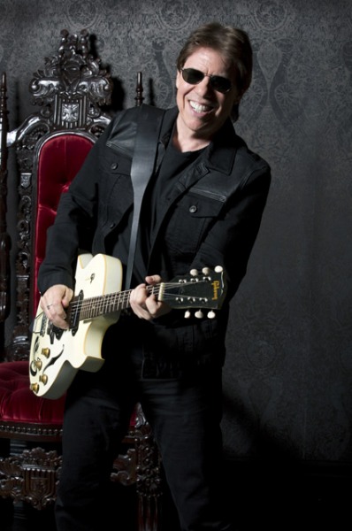 George Thorogood thorogood-black-bg_m1a77271.jpg