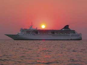 How To: Pick the cruise that will be right for you cruiseship.jpg
